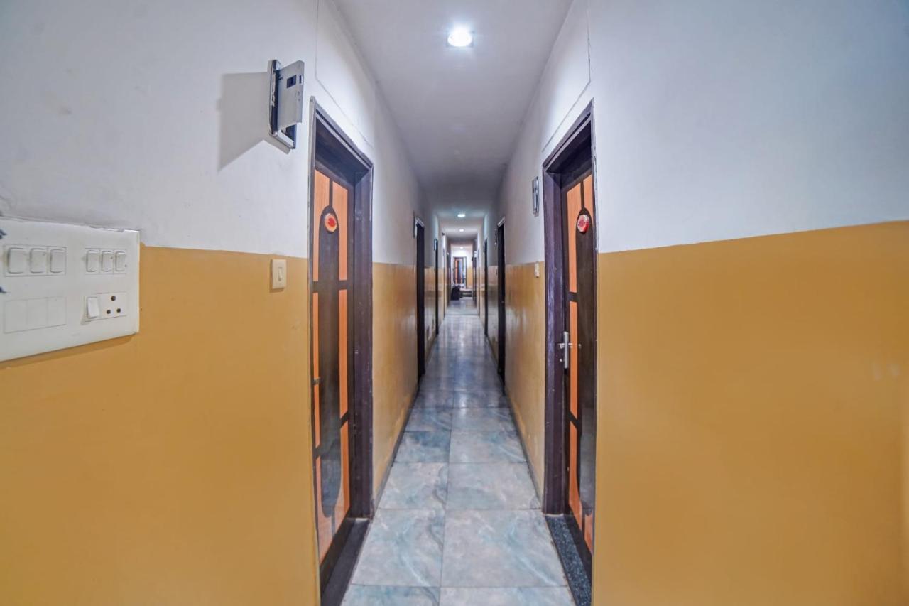 Oyo Flagship 85517 Hotel Sheetal Lake View Rāipur מראה חיצוני תמונה